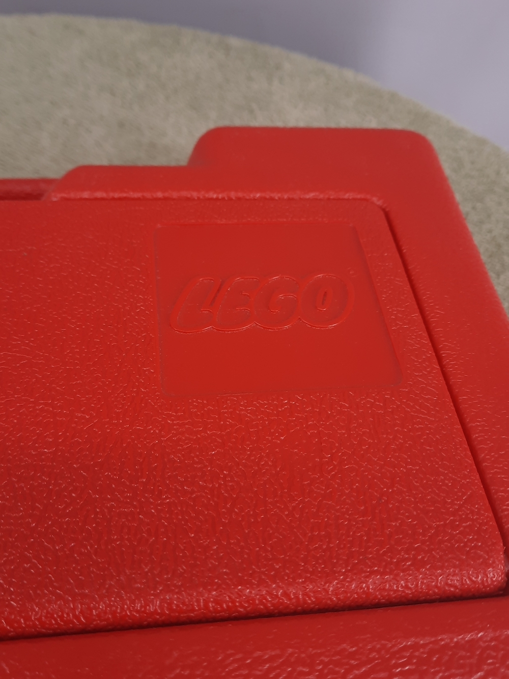 LEGO Red Storage Carry Case - Picture 5 of 9